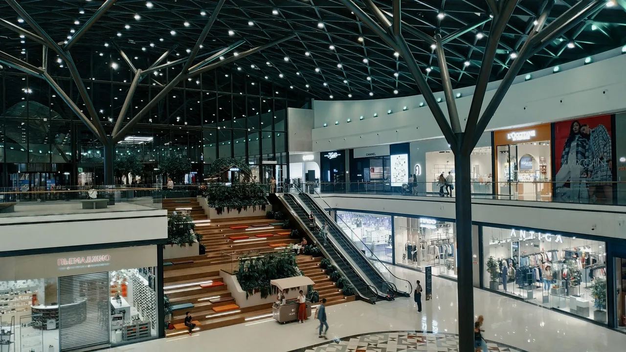 零售快消行业数字化场景 — 现代零售门店与电商全渠道运营场景